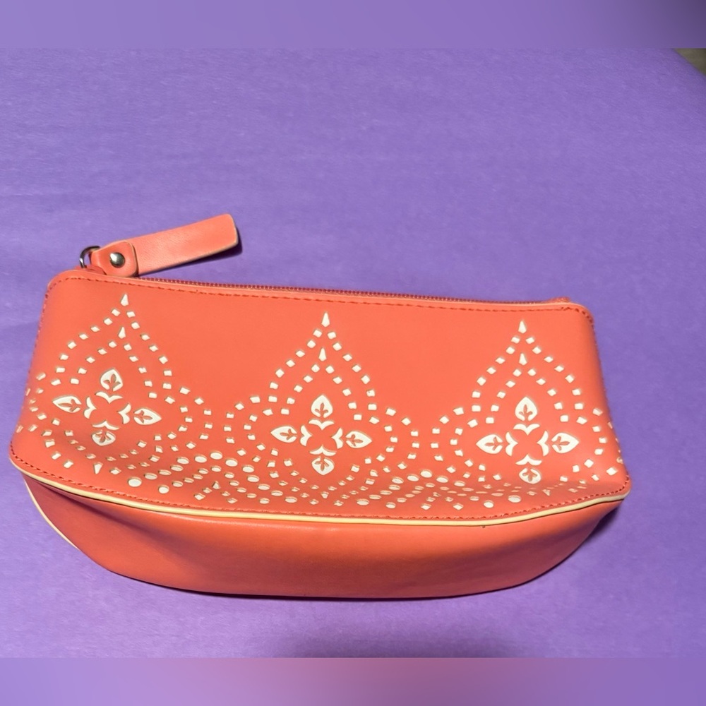 Vera Bradley Coral Laser Cut Cosmetic Bag. EUC